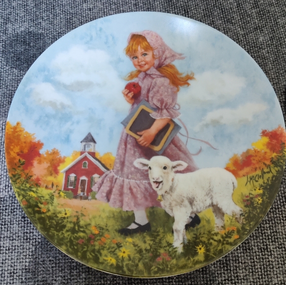 Mary Had a Little Lamb RECO Collectors Plate - Picture 10 of 10